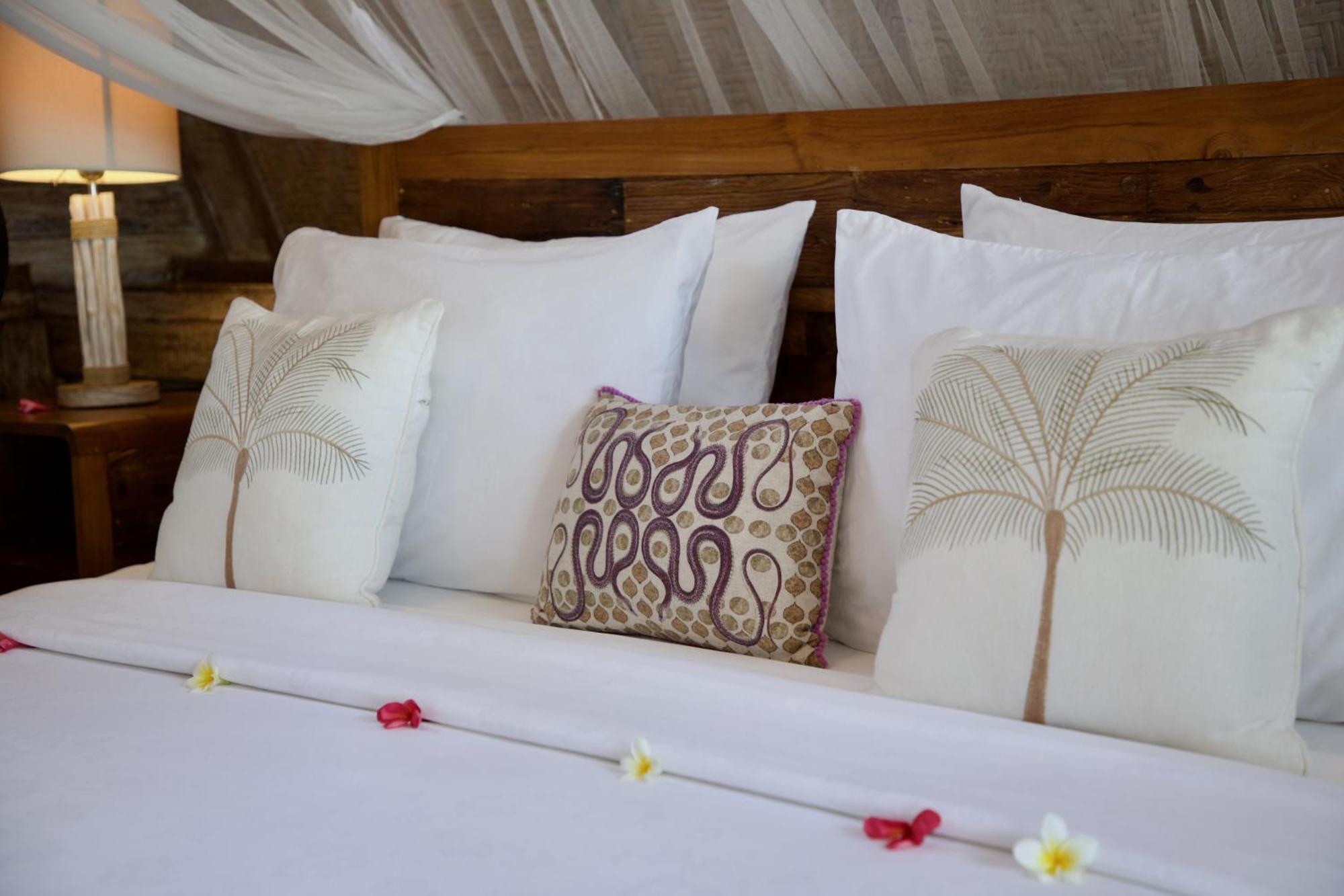 Villa Sunset Beach Gili Trawangan Buitenkant foto