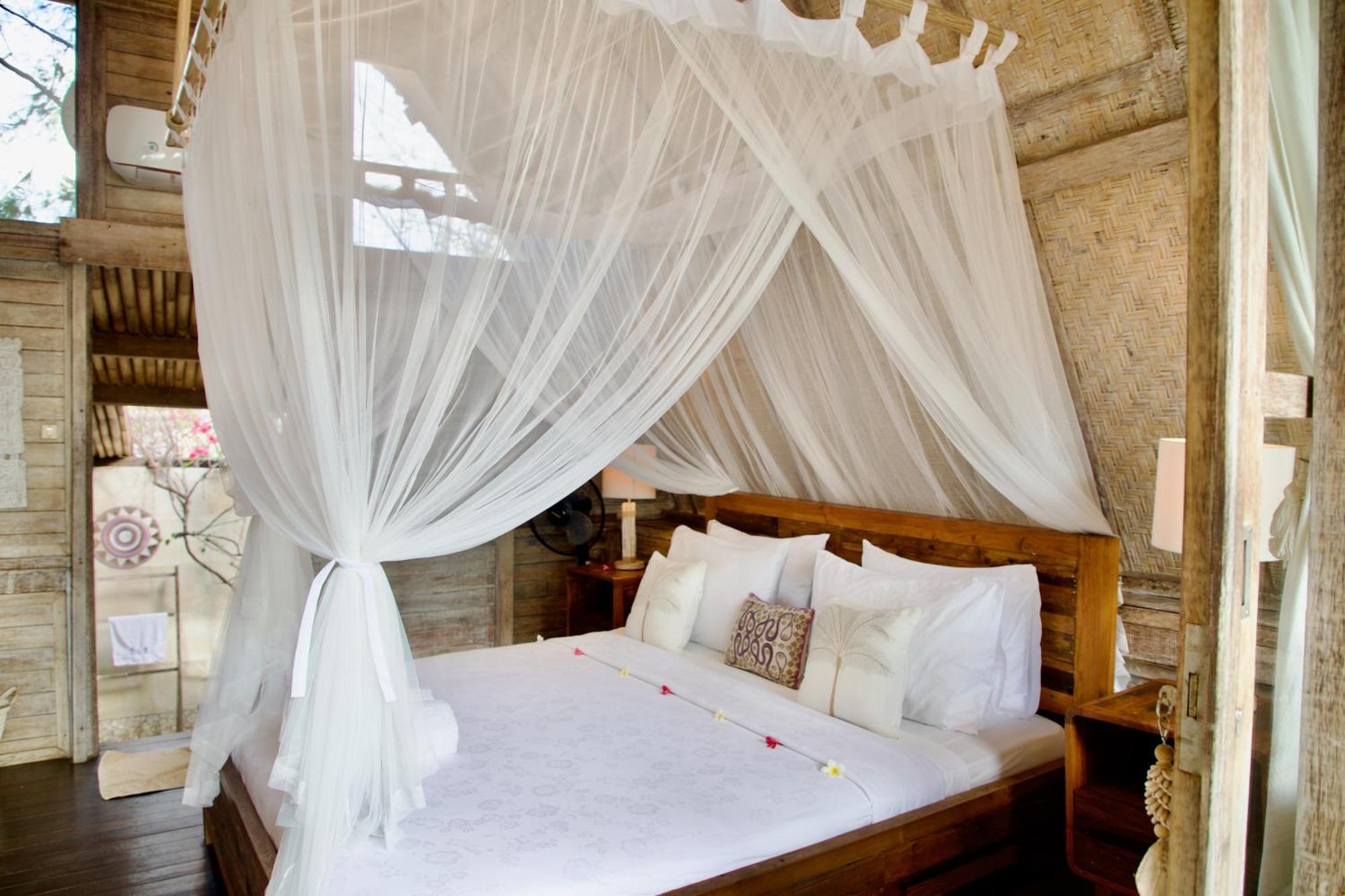 Villa Sunset Beach Gili Trawangan Buitenkant foto