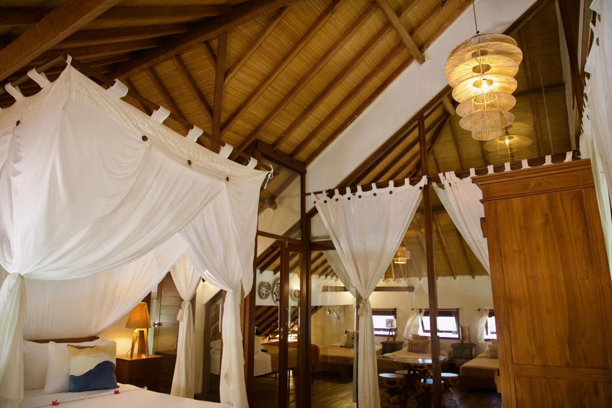 Villa Sunset Beach Gili Trawangan Buitenkant foto