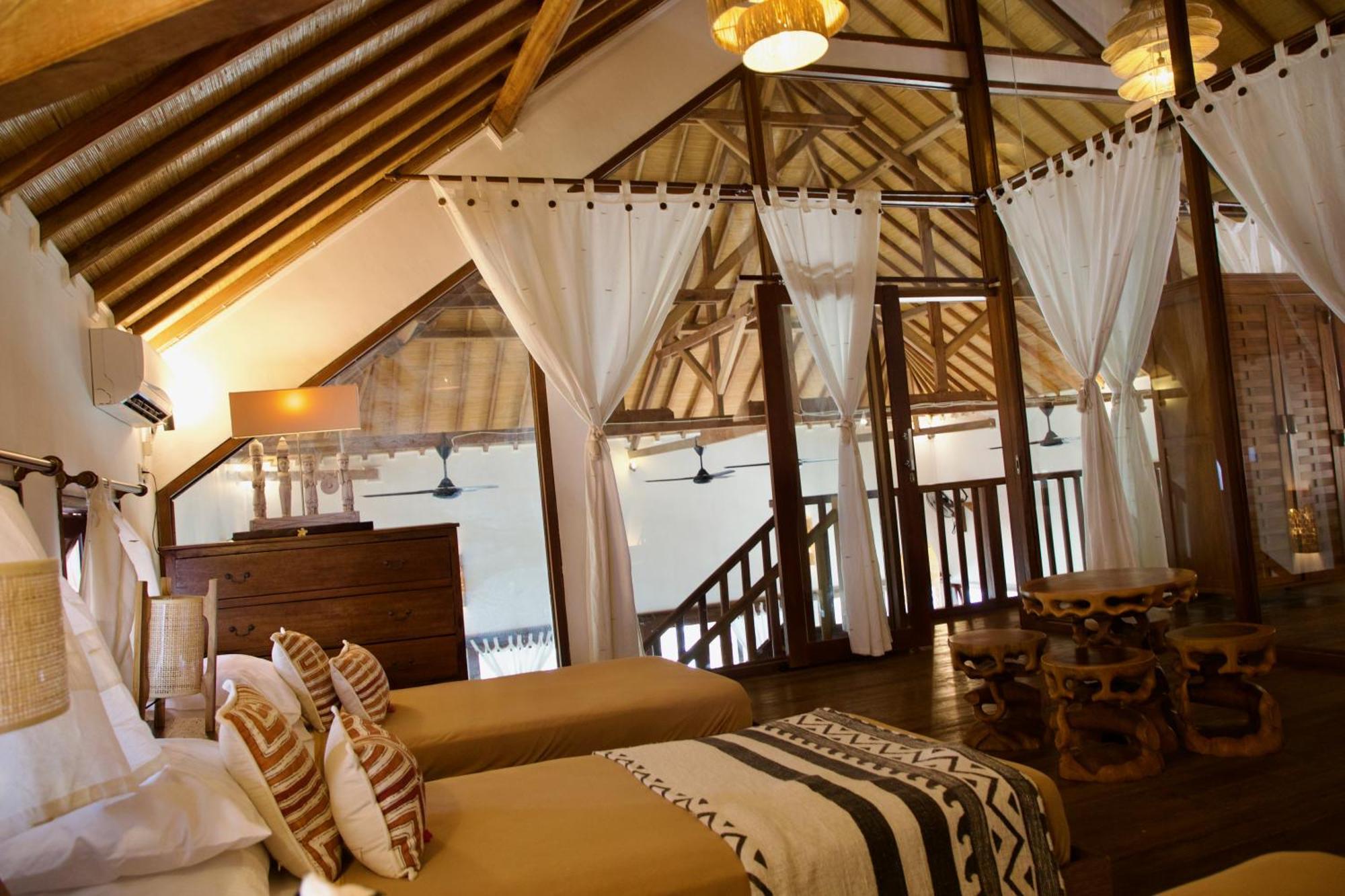Villa Sunset Beach Gili Trawangan Buitenkant foto