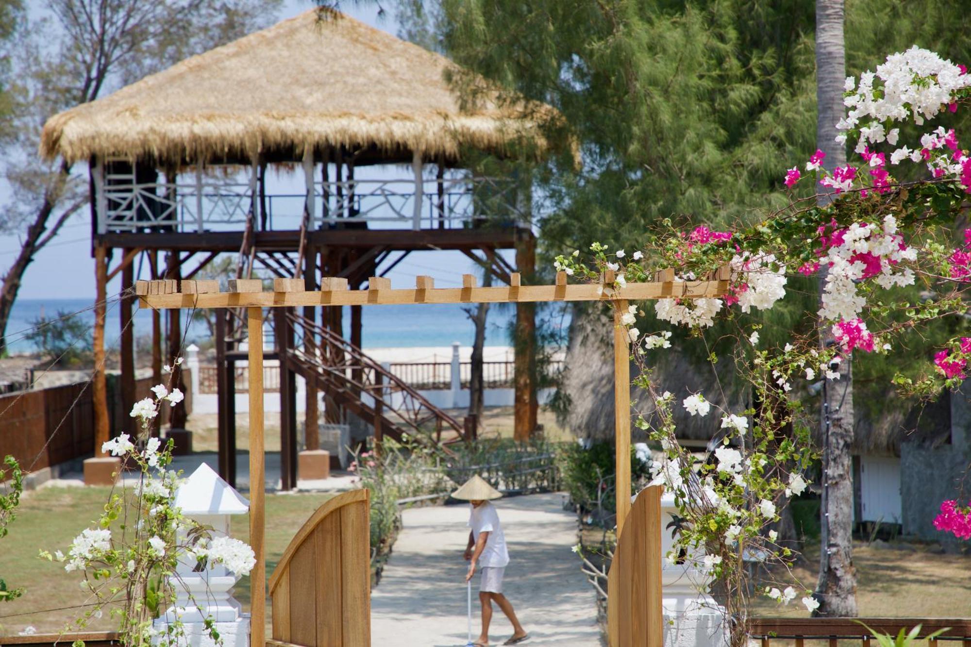 Villa Sunset Beach Gili Trawangan Buitenkant foto