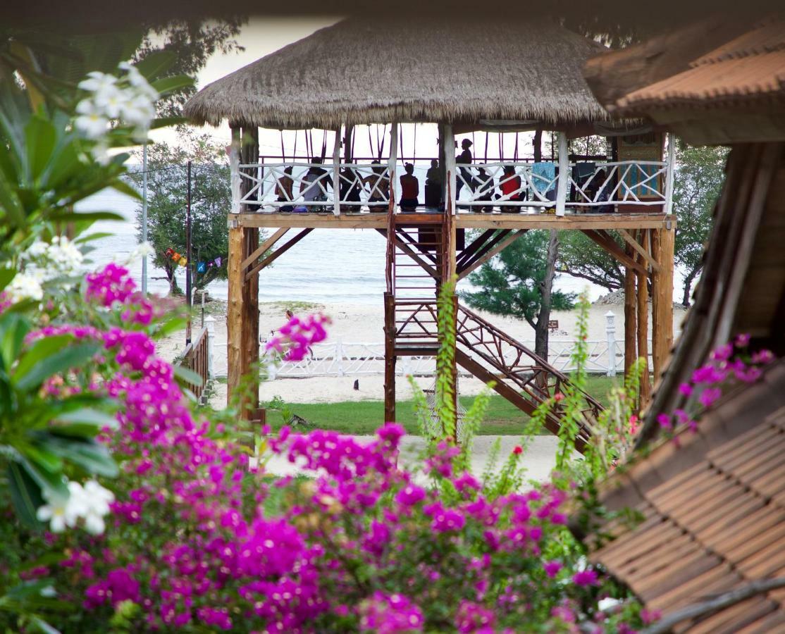 Villa Sunset Beach Gili Trawangan Buitenkant foto